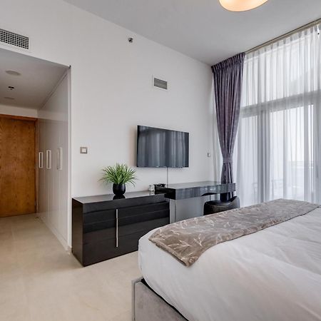 Luxury Azizi Mina Beachfront Apartments Dubái Exterior foto