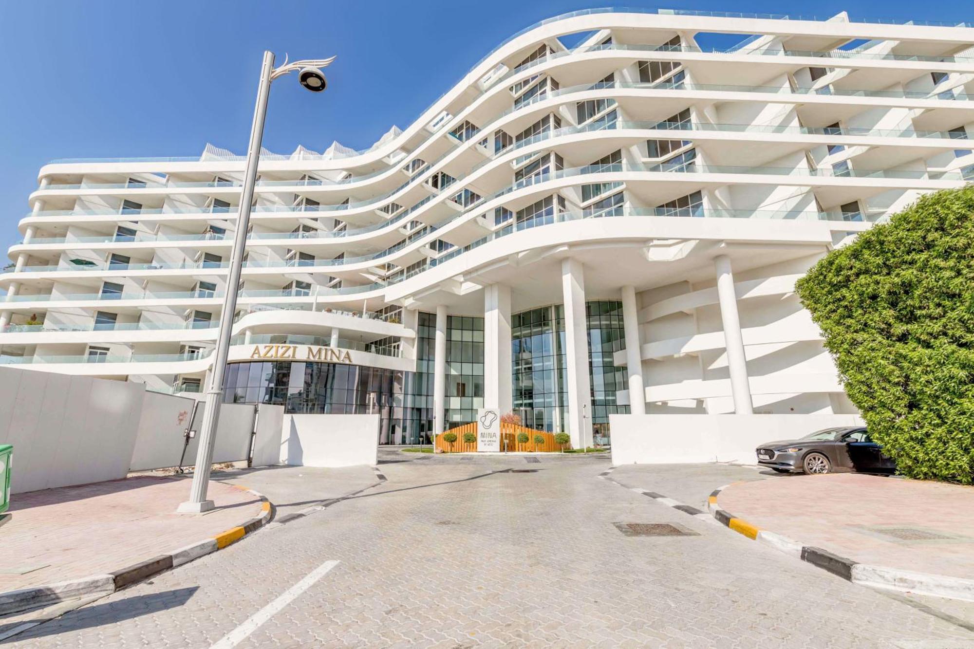 Luxury Azizi Mina Beachfront Apartments Dubái Exterior foto