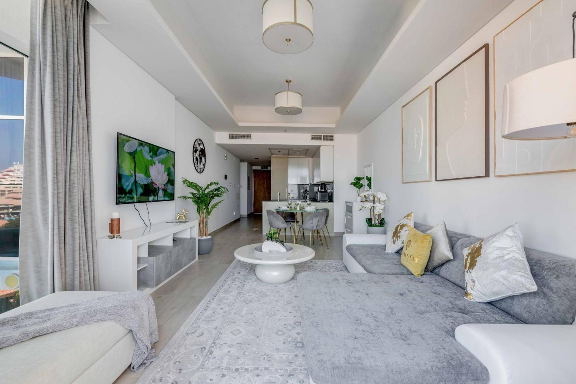 Luxury Azizi Mina Beachfront Apartments Dubái Exterior foto