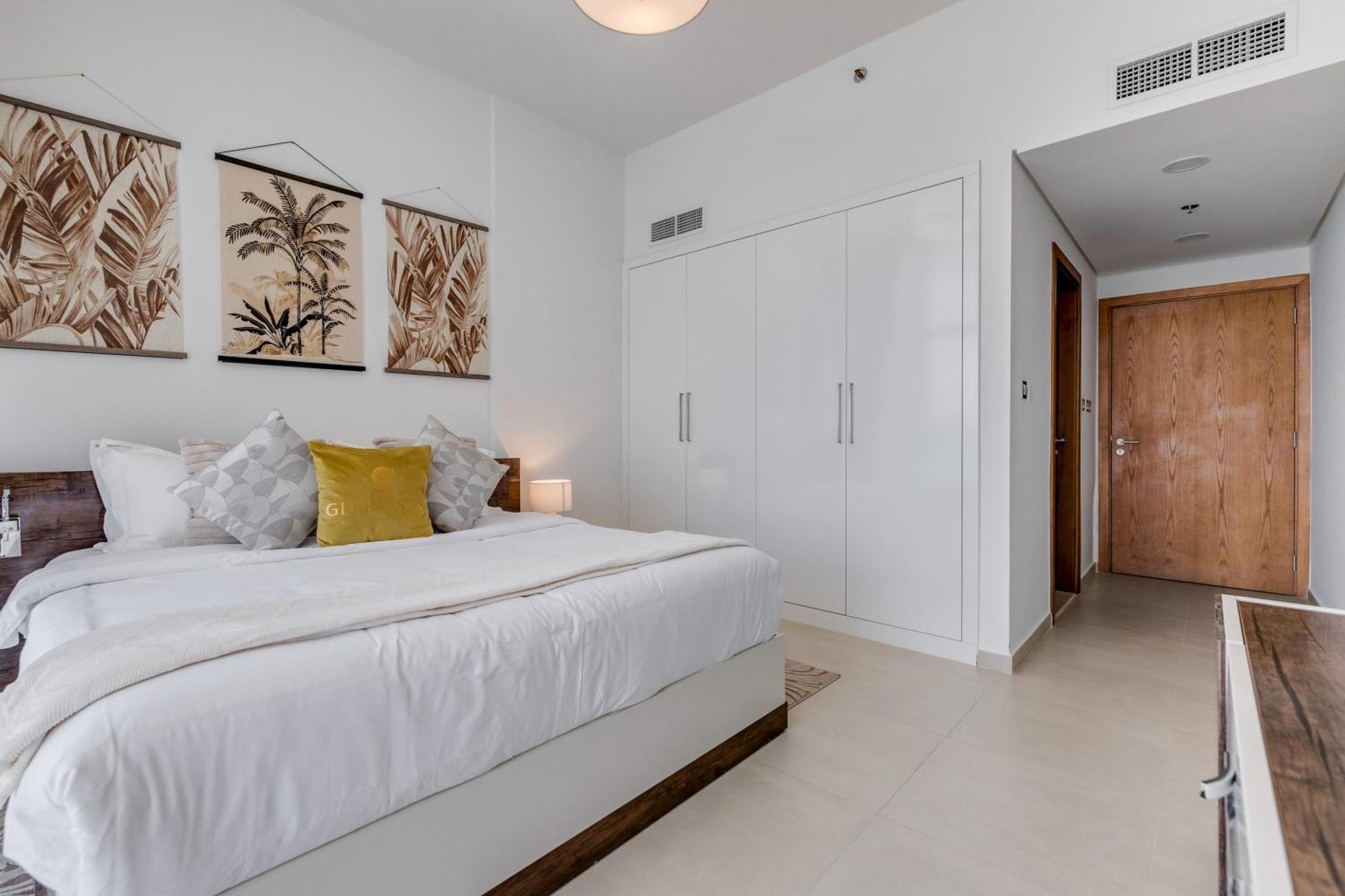 Luxury Azizi Mina Beachfront Apartments Dubái Exterior foto