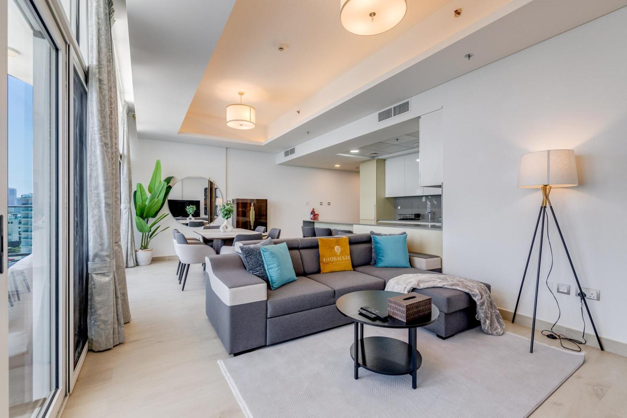 Luxury Azizi Mina Beachfront Apartments Dubái Exterior foto
