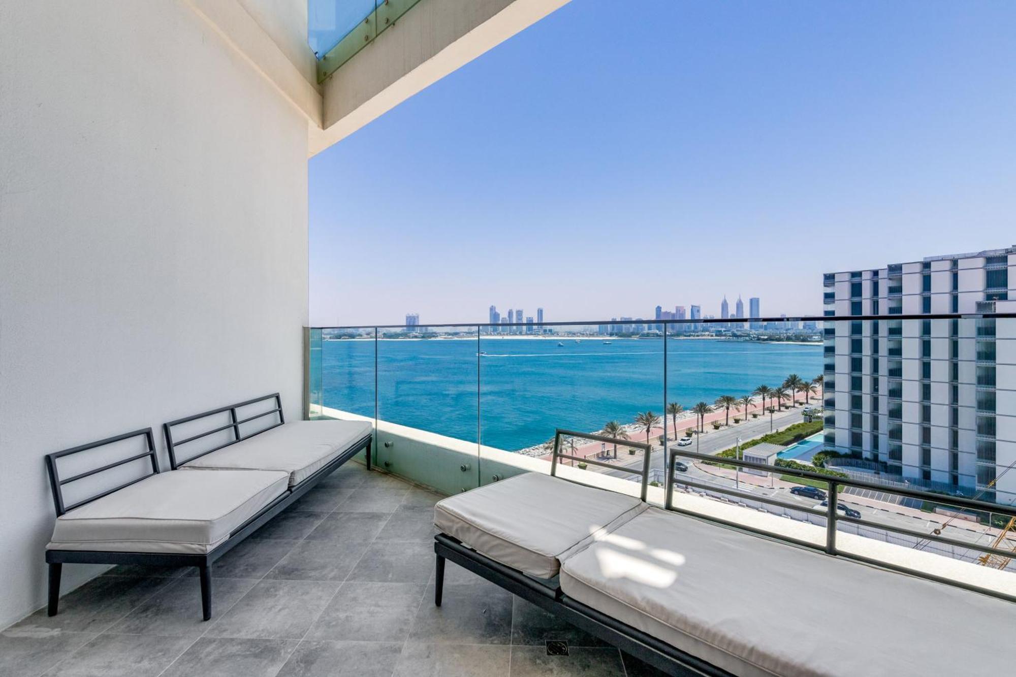Luxury Azizi Mina Beachfront Apartments Dubái Exterior foto