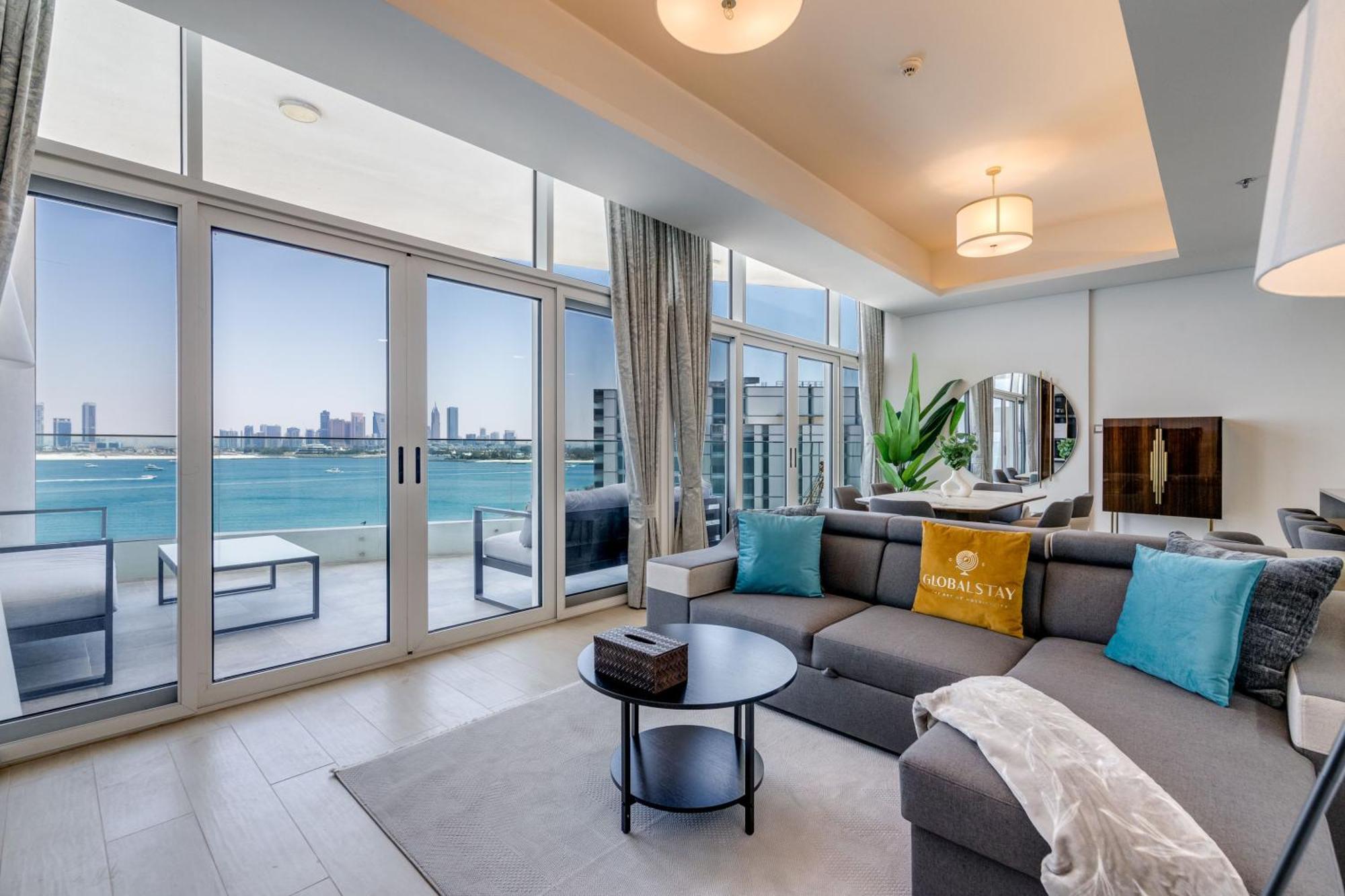 Luxury Azizi Mina Beachfront Apartments Dubái Exterior foto